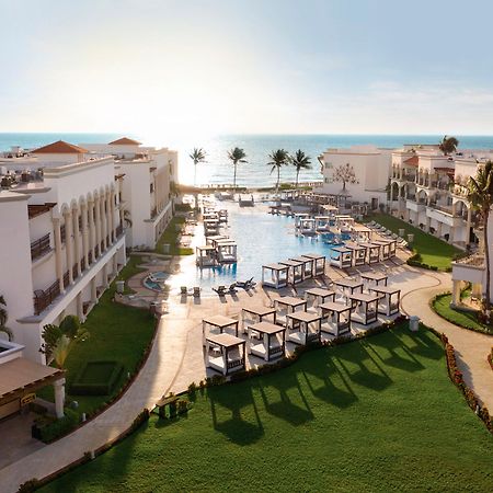 Hilton Playa Del Carmen, An All-Inclusive Adult Only Resort Exterior photo